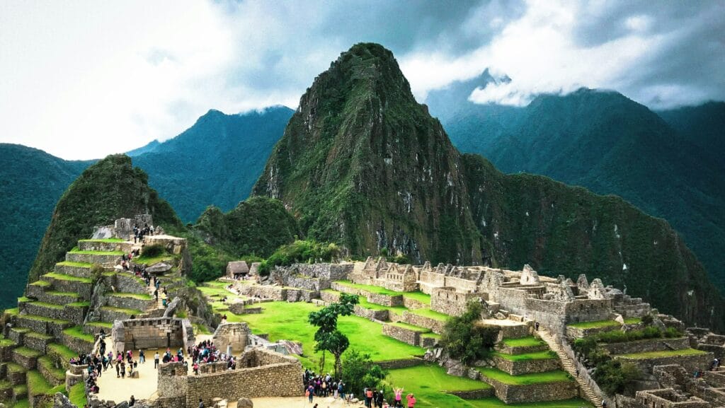 Voyage au Pérou en 2025 - Visiter le Machu Picchu - Vue sur le site du Machu Picchu - Agence de voyage NostalAsie ANN