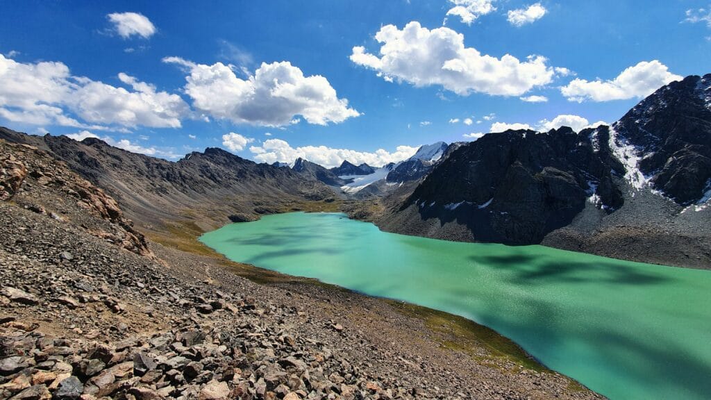 Voyage au Kirghizistan en 2025 - Trek vers le lac Ala-Kul et lac verdoyant - ANN NostalAsie