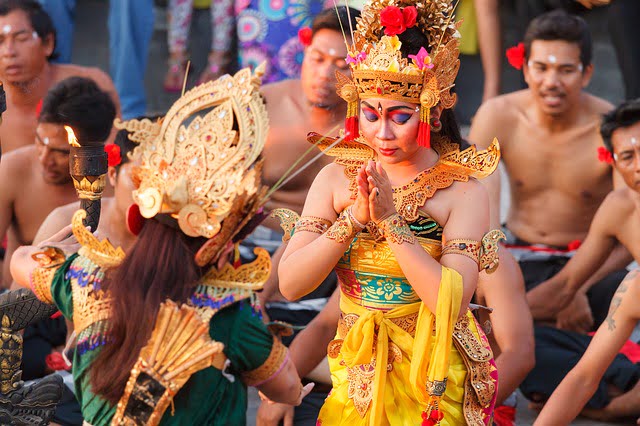 Voyagiste Indonésie : l’art du spectacle vivant