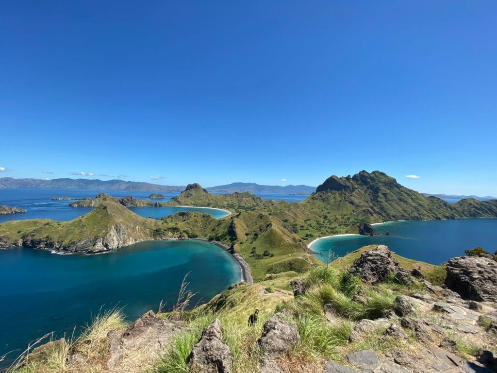 Voyage en Indonésie en 2025 - Îles de la Sonde - cascade de Mata Jitu sur l'île de Sumbawa en Indonésie - Agence de voyage NostalAsie ANN