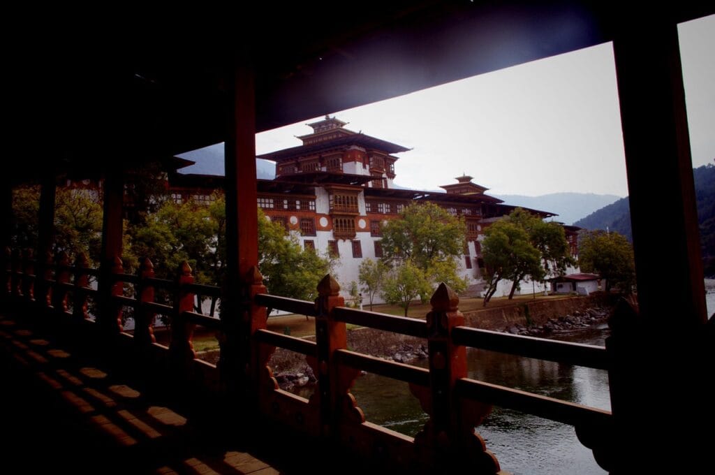 Voyage au Bhoutan en 2025 - Monastère de Punakha Dzong de l'intérieur - ANN NostalAsie