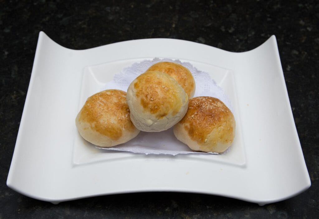 Voyage au Paraguay en 2025 - Spécialité paraguayenne : le chipa (beignet au fromage) - ANN NostaLatina